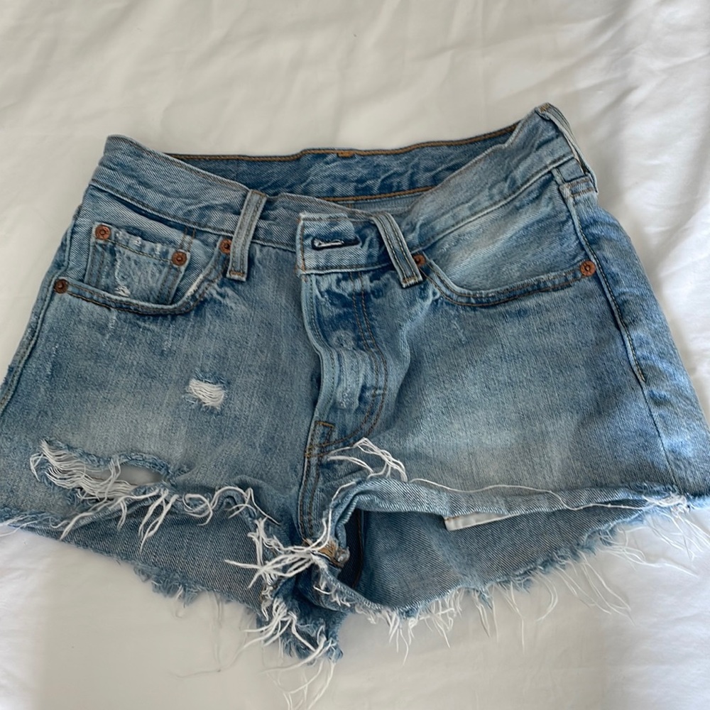 Levi 501 - high rise denim shorts